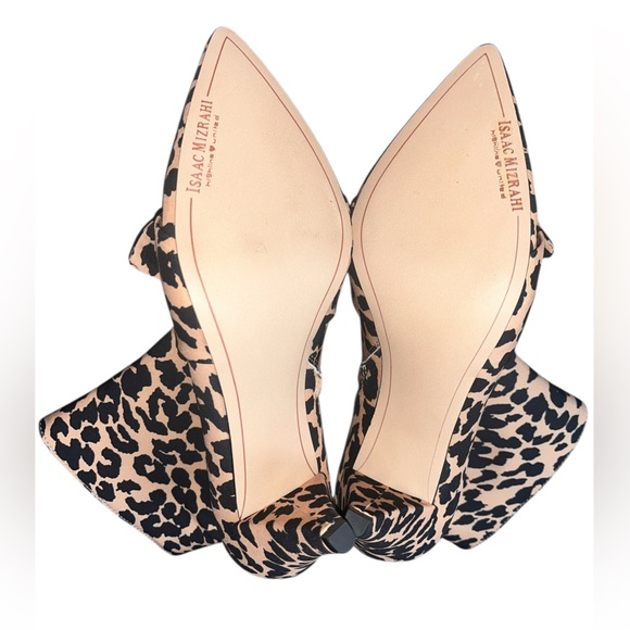 Isaac Mizrahi Tessa Animal Print Side Zip Ankle Boots w/Knotted Bow NWOB Size 9 - Picture 6 of 7